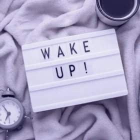 جدیدترین نکات درباره بهترین ساعت بیدار شدن از خواب (چرا سحرخیزی آن‌قدر هم مهم نیست؟)